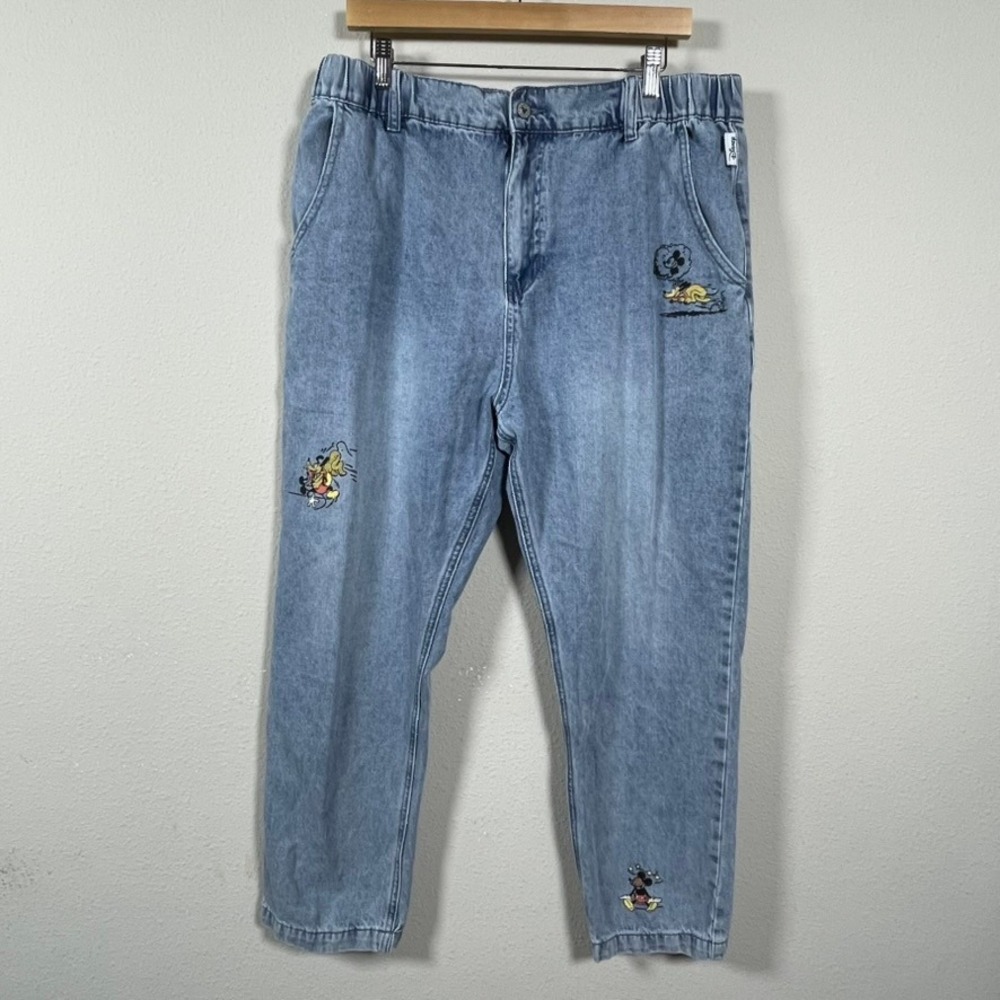 Disney Mickey‎ Mouse Embroidered Jeans Womens 35 Light Wash High Rise Nostalgic